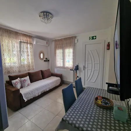 Aegean Breeze Apartment Nea Vrasna